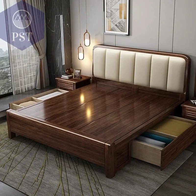 Luxuriöses Doppelbett mit HolzkopfteilMöbel PST PS Tradings  PST PS Tradings